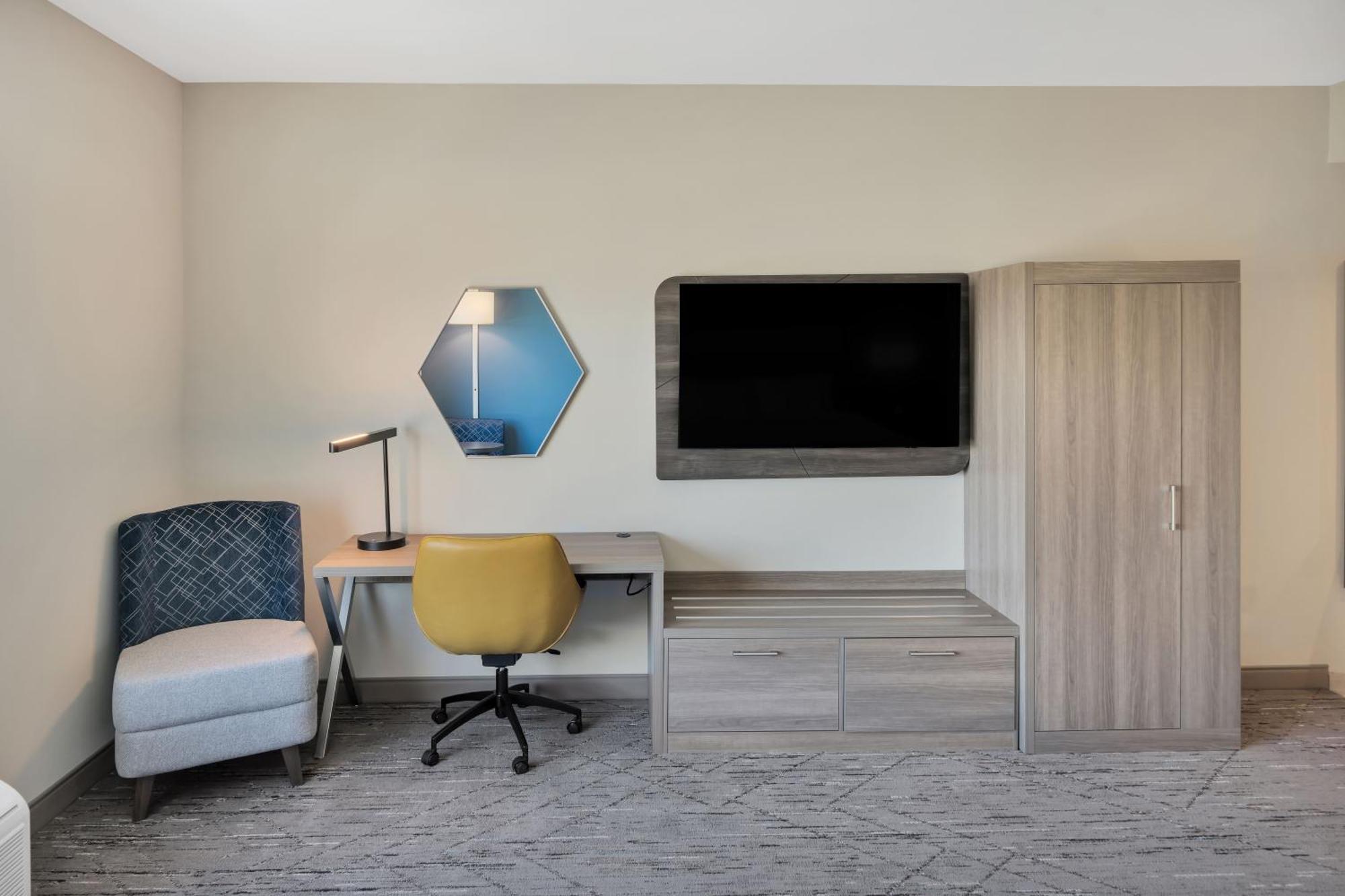 Holiday Inn Express & Suites Fort Walton Beach - Eglin Area By Ihg Экстерьер фото